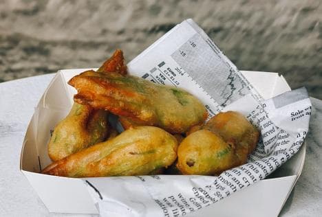 Beignets de fleurs de courgettes (6PC)