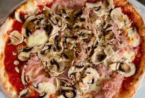 Pizza Regina