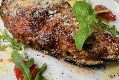 Assiette d'aubergines farcies