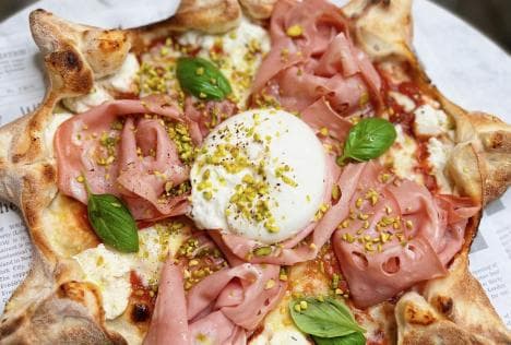 Pizza Stella Mortazza